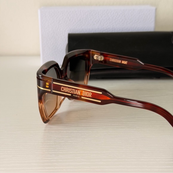 New! Dior Sunglasses, DiorSignature S10F 25F2, Authentic - Picture 8 of 10